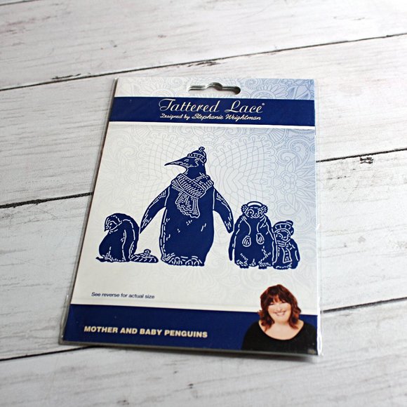 Tattered Lace Mother and Baby Penguins Metal Cutting Die Cut Set Winter - Picture 1 of 3